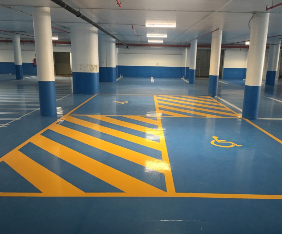 To maintain the desired appearance of the yellow safety lines and deter any color fading or peeling, SPARTACOTE FLEX SB was used. 