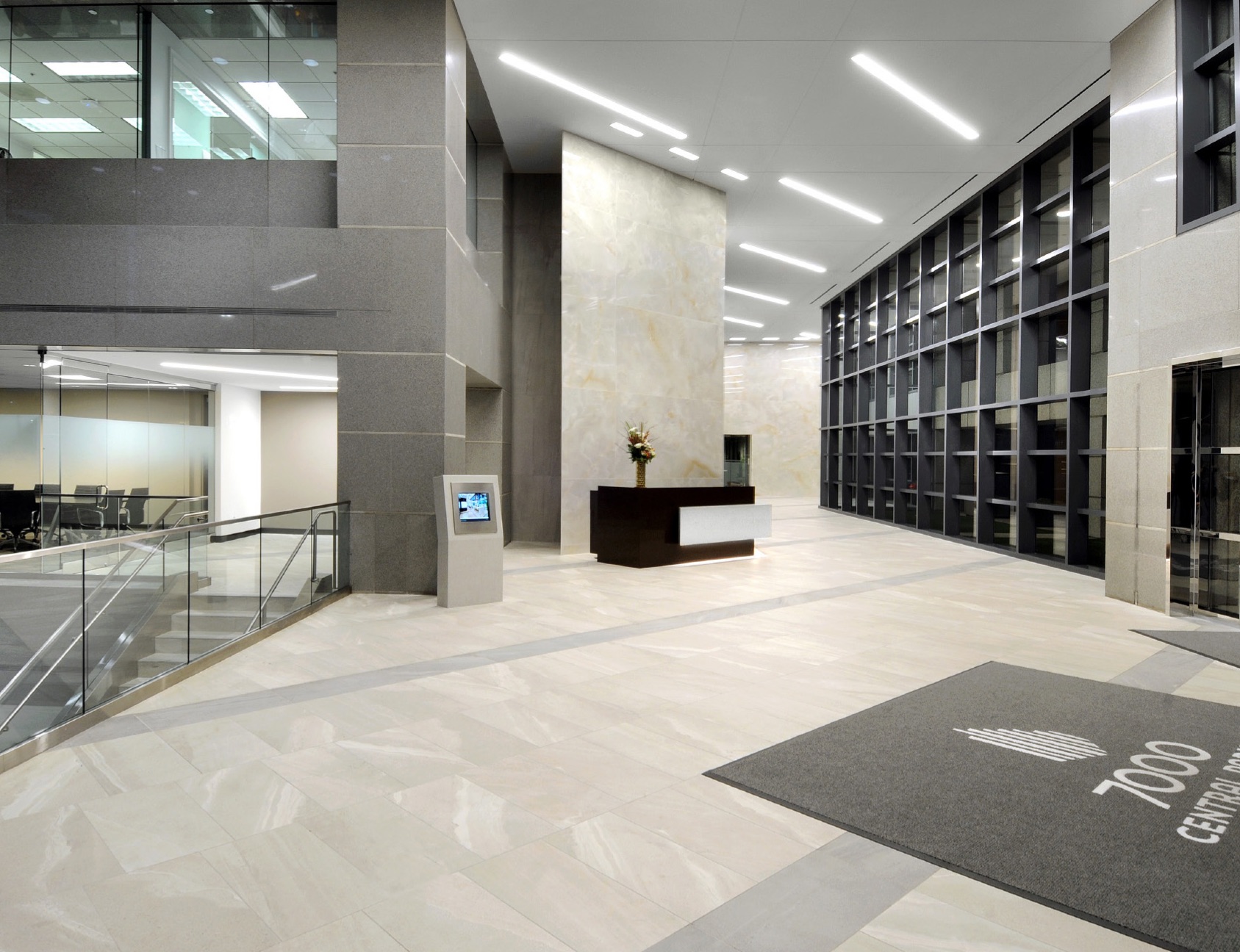 Architect tvsdesign led the way on the front lobby design, which included 2,000 sq. ft. of large-format gauged porcelain panels.