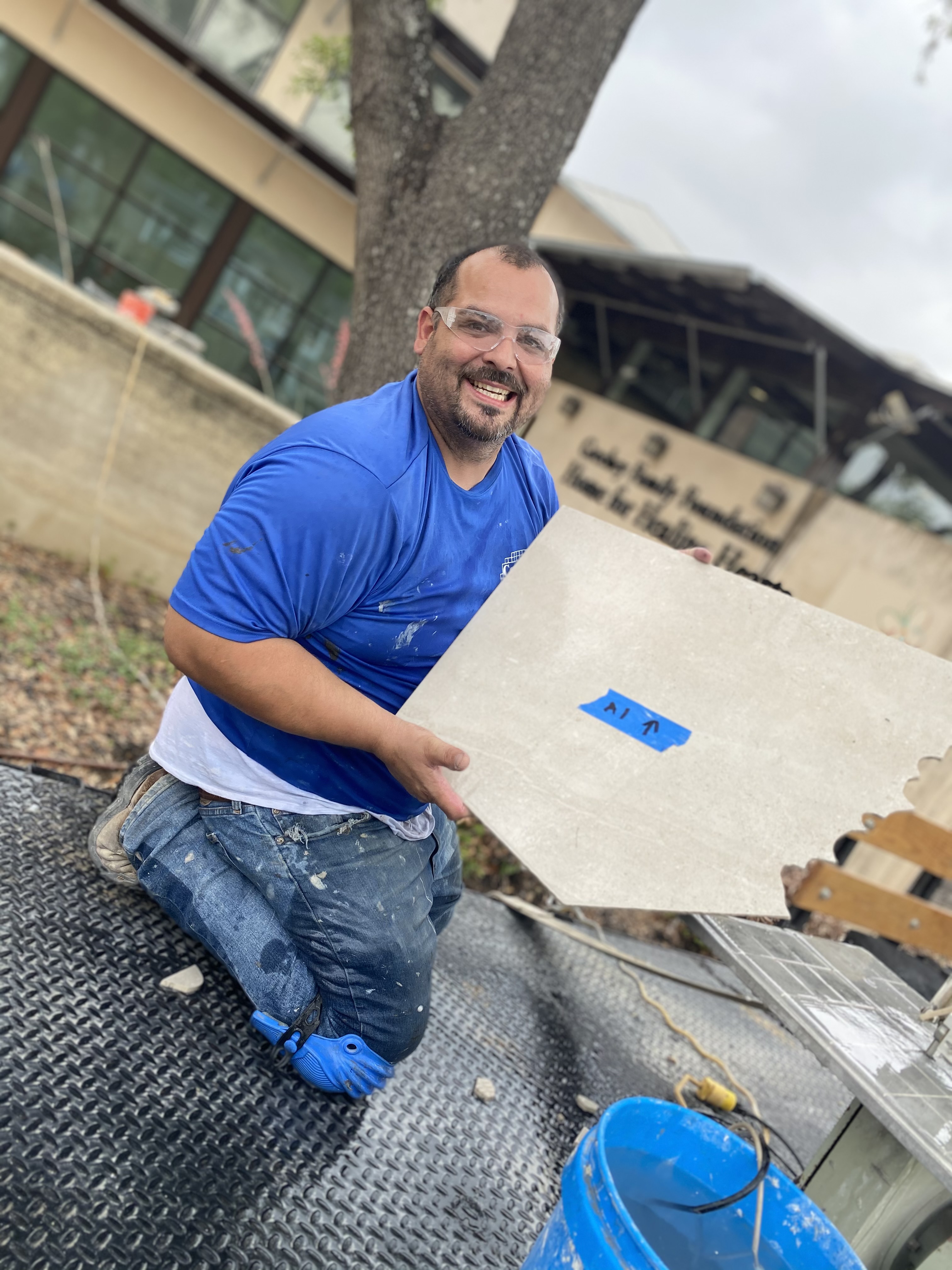 NTCA member launches floating shower bench - TileLetter